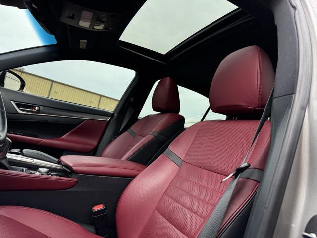 Photo of 2019 Atomic Silver Lexus GS 350