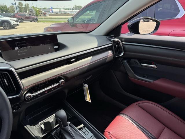 Photo of 2025 Machine Gray Mazda CX-50 Hybrid