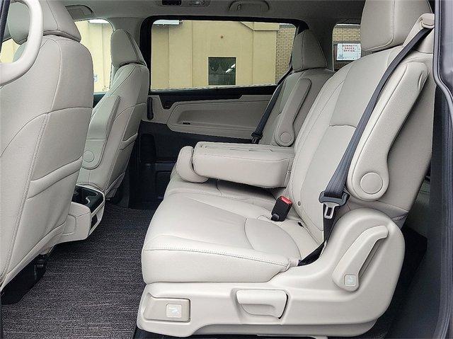 Photo of 2025 Platinum Honda Odyssey