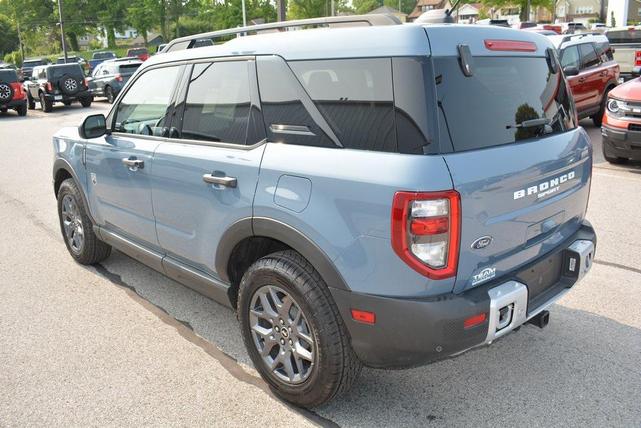Photo of 2025 Azure Gray Metallic Ford Bronco Sport