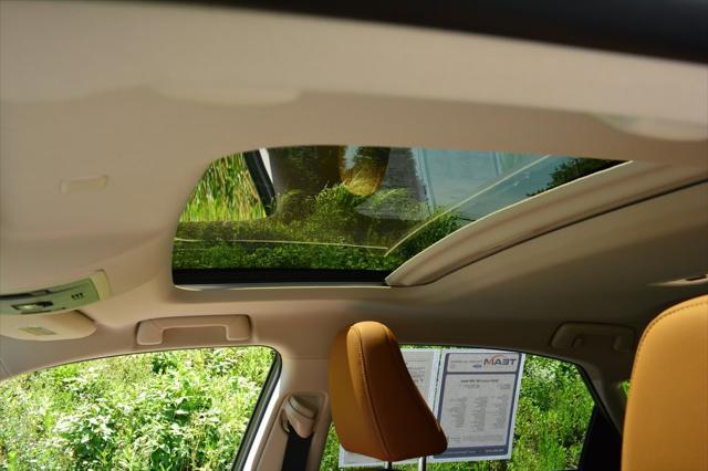 Photo of 2020 Ultra White Lexus NX 300