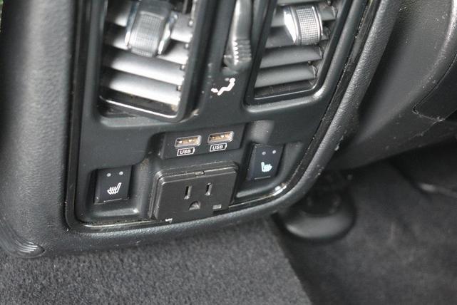 Photo of 2020 Billet Clearcoat Metallic Dodge Durango