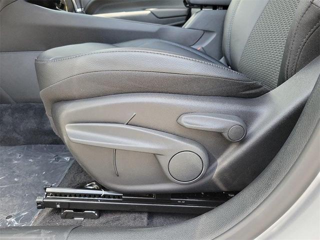 Photo of 2025 Silver Zynith Jeep Compass