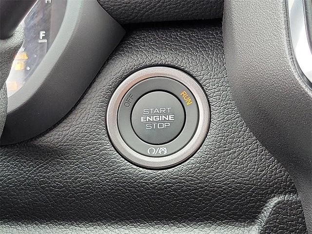 Photo of 2025 Diamond Black RAM 2500