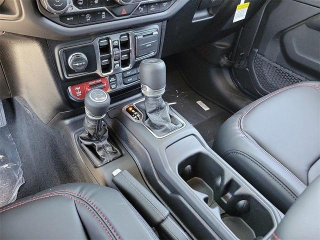 Photo of 2025 Granite Crystal Clearcoat Metallic Jeep Gladiator
