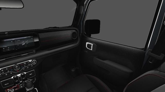 Photo of 2025 Anvil Clearcoat Jeep Wrangler