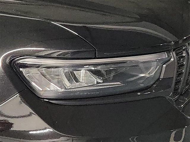 Photo of 2025 Diamond Black Jeep Grand Cherokee