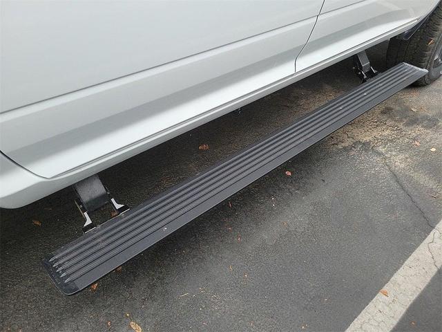 Photo of 2025 Bright White Clearcoat RAM 2500