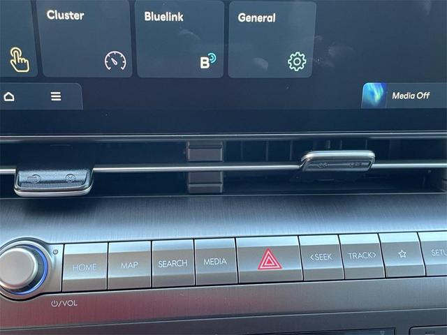 Photo of 2026 Ecotronic Gray Pearl Hyundai KONA