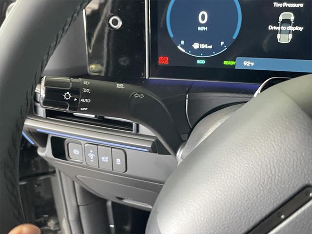 Photo of 2025 Hampton Gray Hyundai SANTA FE HEV