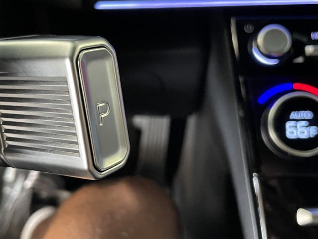Photo of 2025 Hampton Gray Hyundai SANTA FE HEV