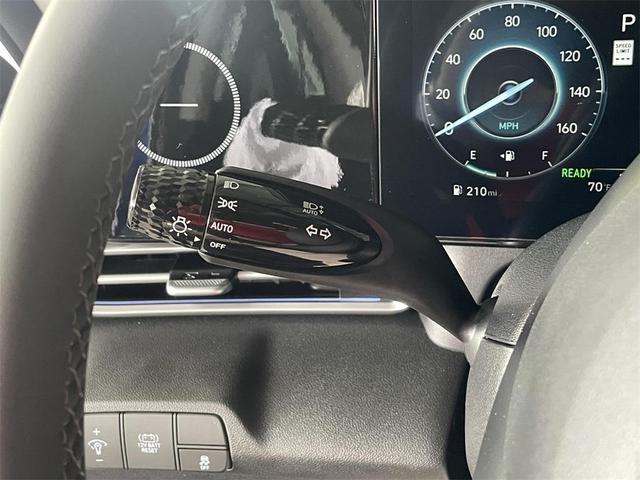 Photo of 2025 Intense Blue Hyundai ELANTRA HEV