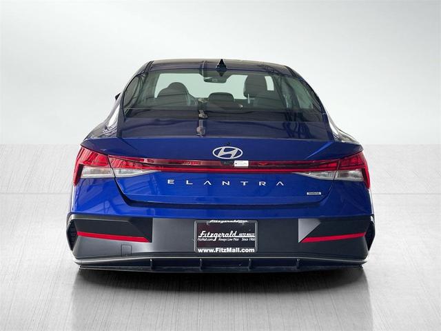 Photo of 2025 Intense Blue Hyundai ELANTRA HEV