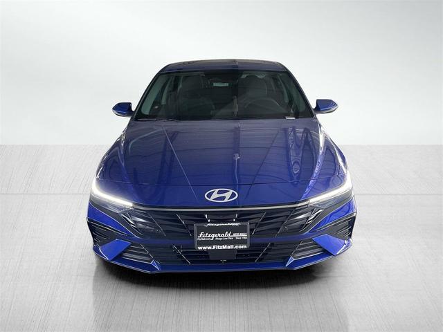 Photo of 2025 Intense Blue Hyundai ELANTRA HEV
