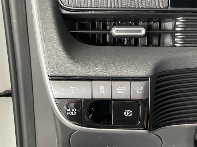 Photo of 2025 Atlas White Hyundai IONIQ 5