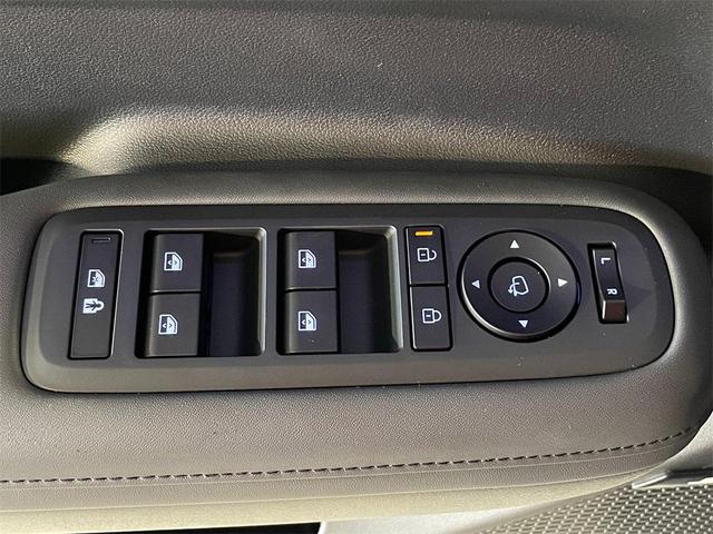 Photo of 2026 Phantom Black Hyundai SANTA FE HEV
