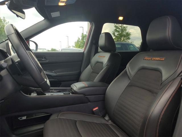 Photo of 2024 Scarlet Ember Nissan Pathfinder