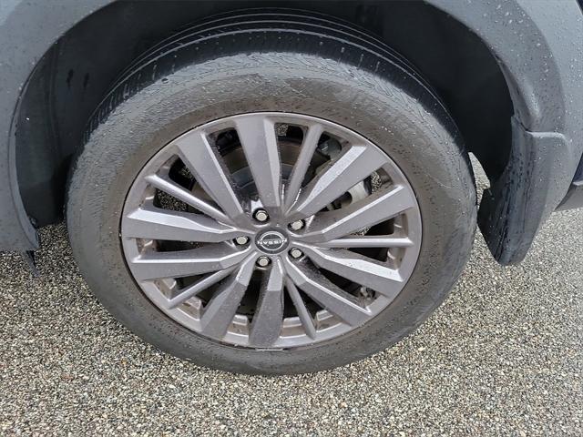 Photo of 2023 Deep Ocean Blue Pearl Nissan Pathfinder