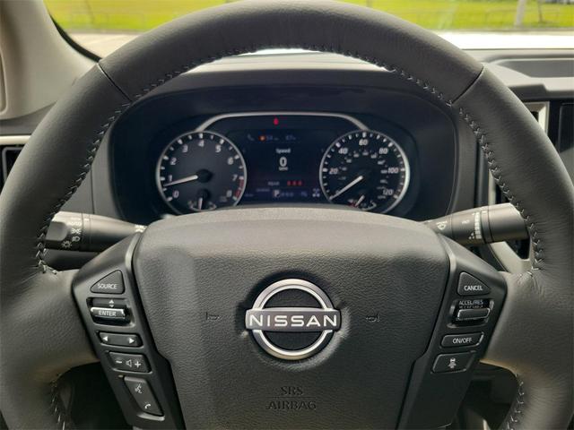 Photo of 2026 Glacier White Nissan Frontier