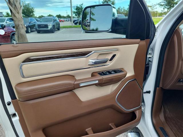 Photo of 2019 Ivory White Tri-Coat Pearlcoat RAM 1500
