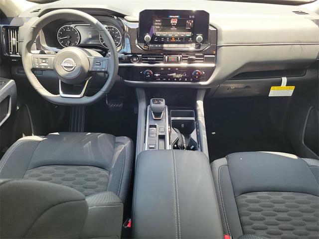 Photo of 2025 Gun Metallic Nissan Pathfinder