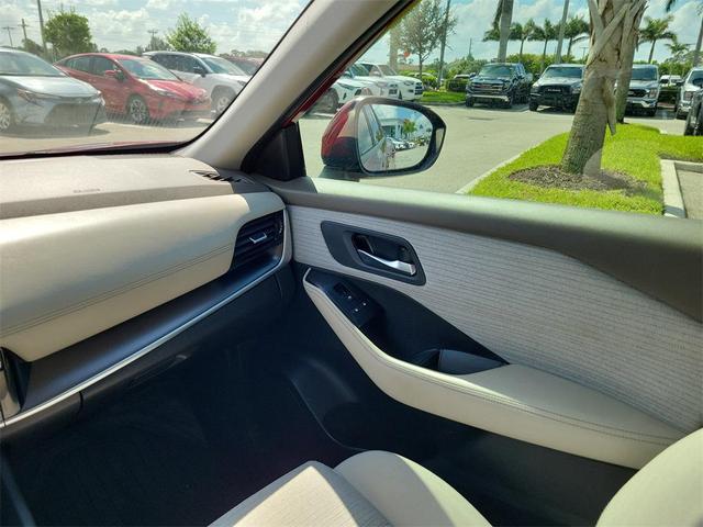 Photo of 2021 Scarlet Ember Tintcoat Nissan Rogue