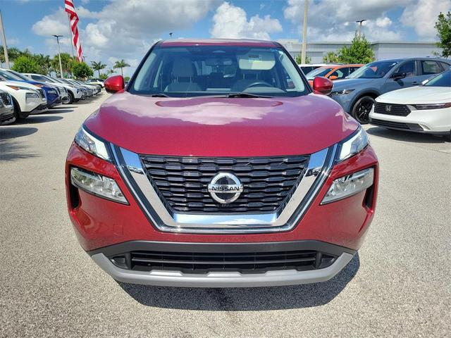 Photo of 2021 Scarlet Ember Tintcoat Nissan Rogue
