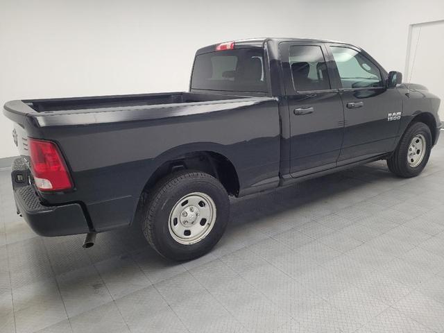 Photo of 2018 Brilliant Black Crystal Pearlcoat RAM 1500