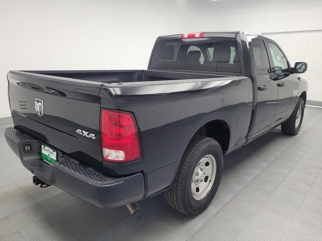 Photo of 2018 Brilliant Black Crystal Pearlcoat RAM 1500