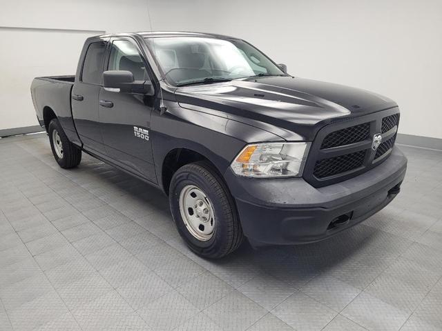 Photo of 2018 Brilliant Black Crystal Pearlcoat RAM 1500