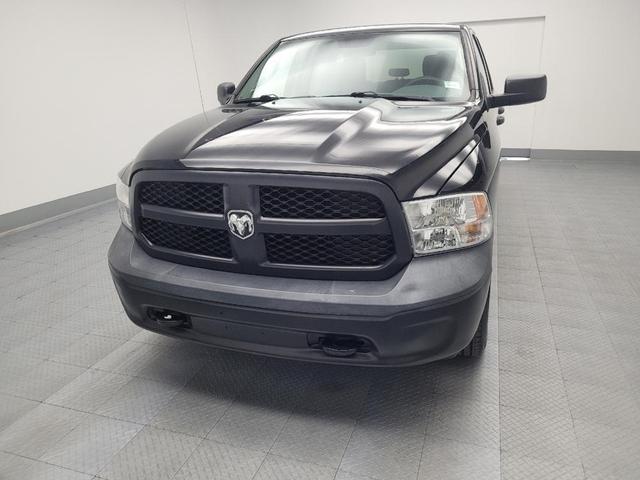 Photo of 2018 Brilliant Black Crystal Pearlcoat RAM 1500