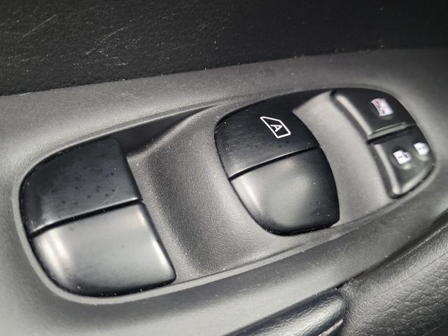 Photo of 2019 Gun Metallic Nissan Rogue