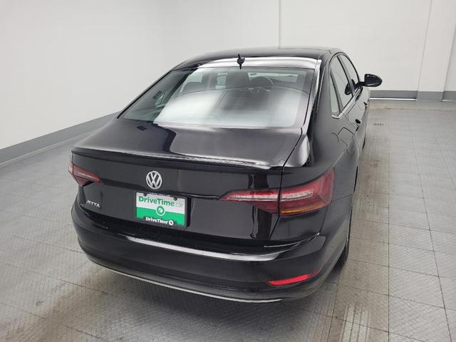 Photo of 2019 Black Uni Volkswagen Jetta