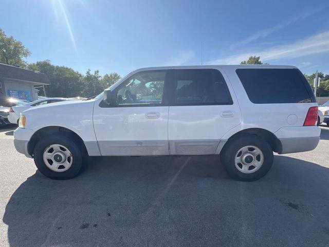 Photo of 2003 Oxford White Ford Expedition