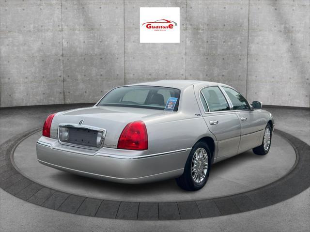 2008 Lincoln Town Car