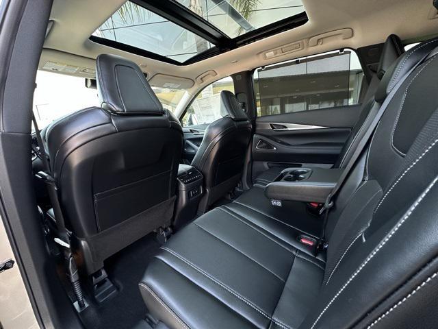 Photo of 2026 Warm Titanium INFINITI QX60
