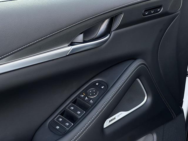 Photo of 2025 Majestic White INFINITI QX60