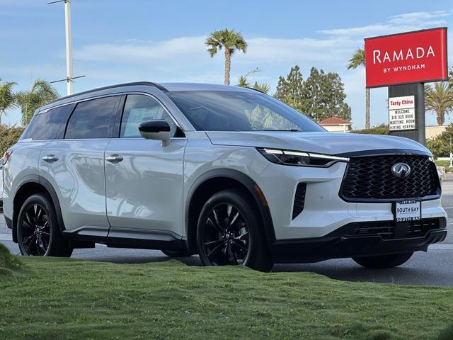 Photo of 2025 Majestic White INFINITI QX60