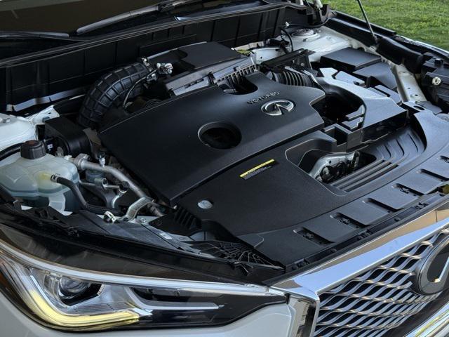 Photo of 2021 Majestic White INFINITI QX50