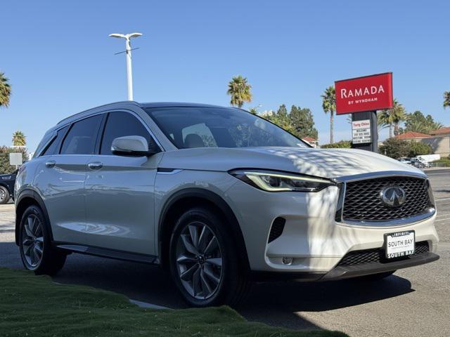Photo of 2021 Majestic White INFINITI QX50