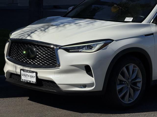 Photo of 2021 Majestic White INFINITI QX50