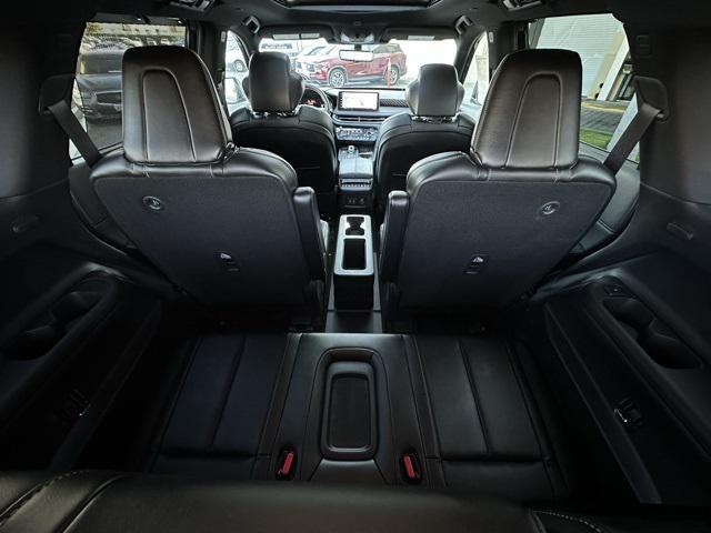Photo of 2026 Mineral Black/Graphite Shadow INFINITI QX60