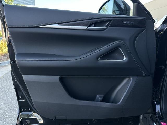 Photo of 2026 Mineral Black/Graphite Shadow INFINITI QX60