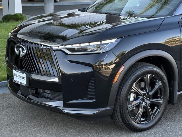 Photo of 2026 Mineral Black/Graphite Shadow INFINITI QX60