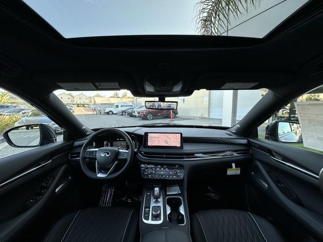 Photo of 2026 Mineral Black/Graphite Shadow INFINITI QX60
