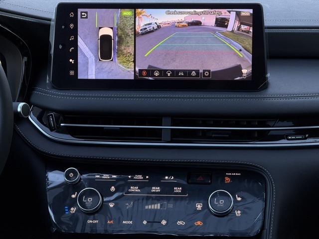 Photo of 2026 Gray INFINITI QX60