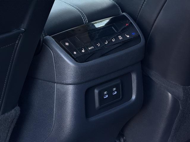 Photo of 2026 Gray INFINITI QX60