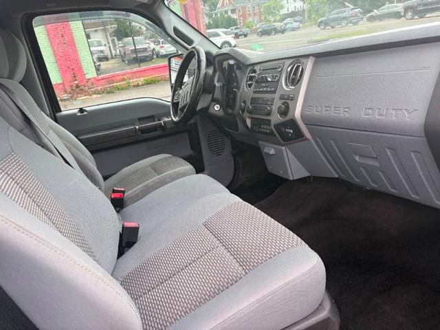 Photo of 2016 Black Ford F-350