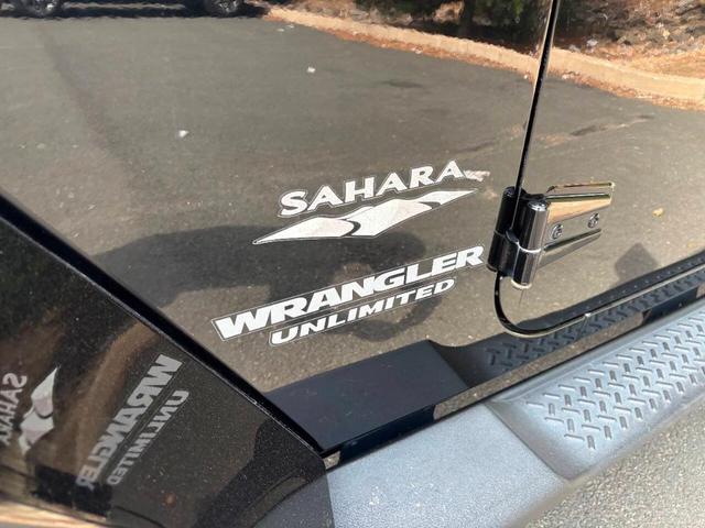 Photo of 2010 Black Jeep Wrangler Unlimited