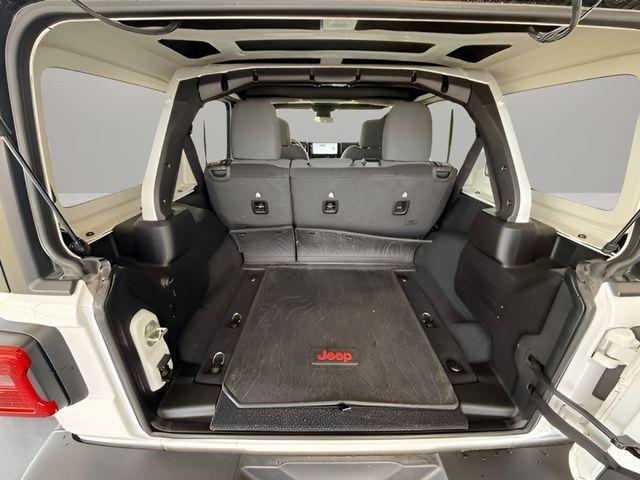 Photo of 2024 Bright White Clearcoat Jeep Wrangler